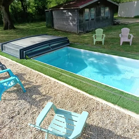 12 Personnes Avec Etang Et Piscine * Saint-Hilaire-le-Vouhis