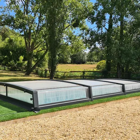 12 Personnes Avec Etang Et Piscine * Saint-Hilaire-le-Vouhis