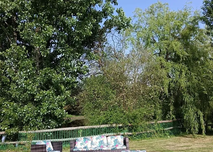 Casa de Férias 12 Personnes Avec Etang Et Piscine Saint-Hilaire-le-Vouhis